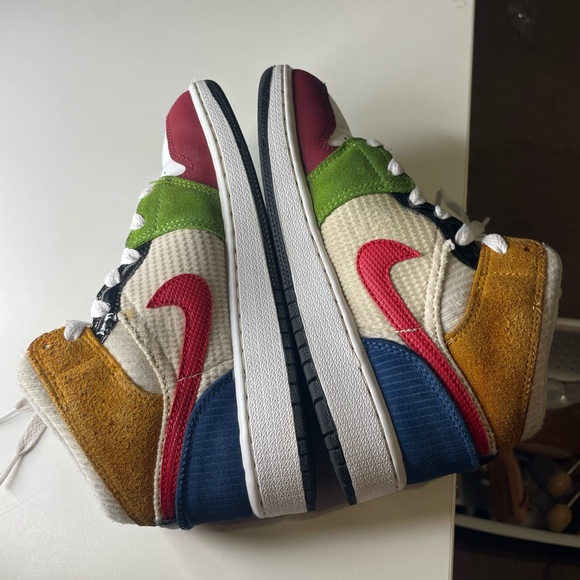 Kid's Air Jordan 1 Mid SE GS "Messy Room boys size 4Y - Picture 5 of 7